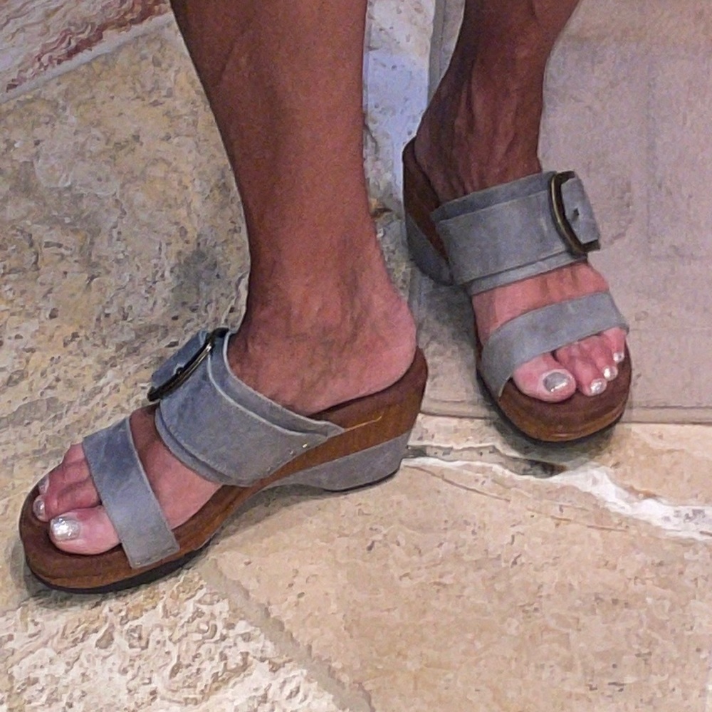 White Mt Footbeds sandals